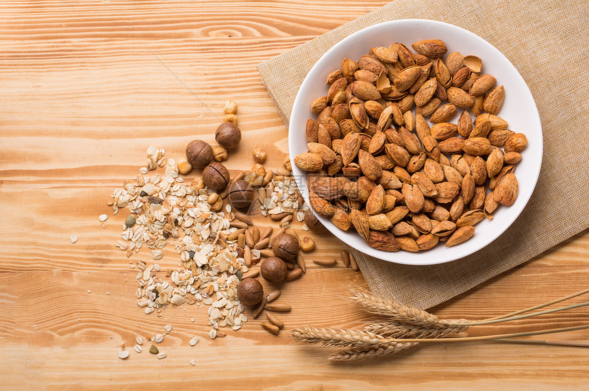 年貨堅果干果 新春佳節(jié)不可或缺的健康美味